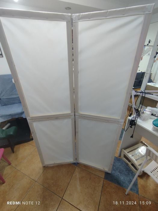 Продам ширму двустворчатую