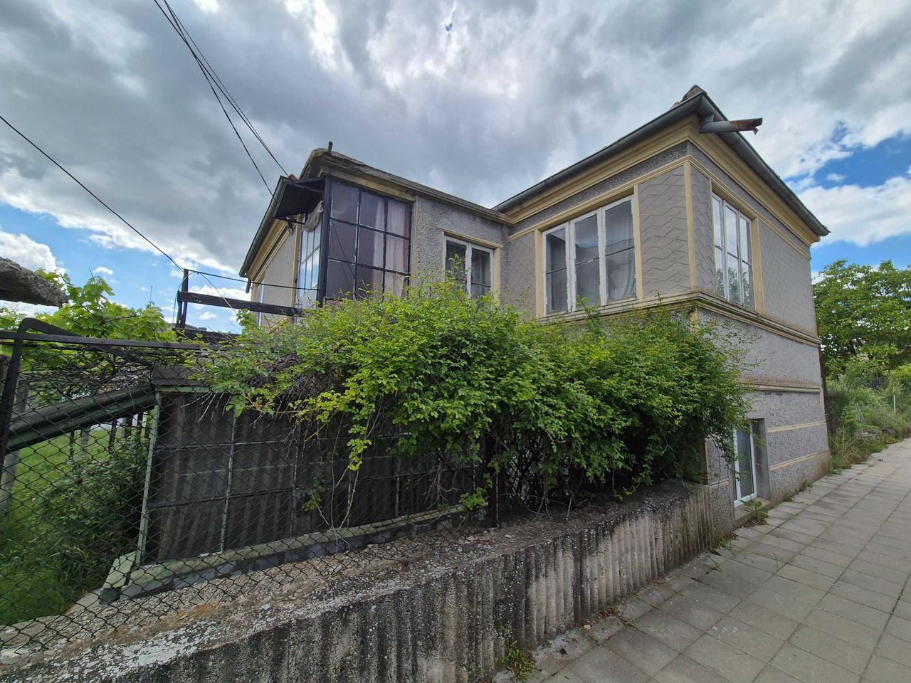 Продава се Къща в Варна, Център - 152 кв.м за 823 €/кв.м - Снимка #4