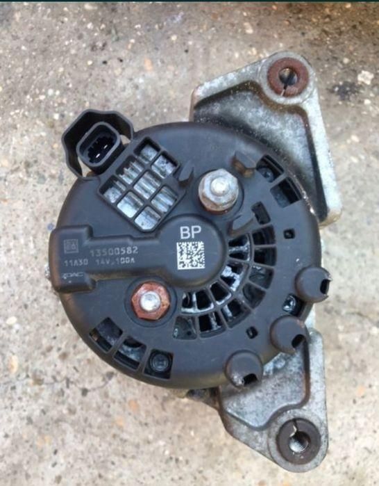 Alternator Opel Astra J 1.4i A14XER
