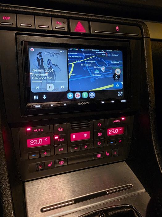 Multimedia player Sony XAV-AX5650