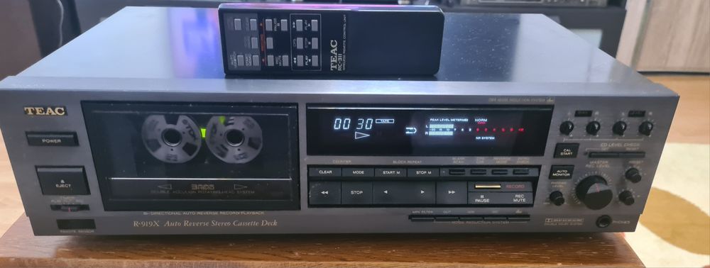 Black friday Teac R-919X