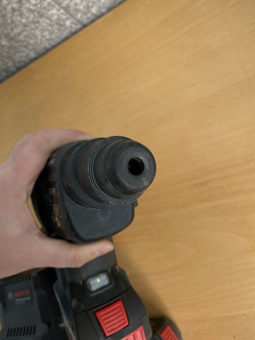 BOSCH GBH 18V-21 - Качествен безчетков перфоратор на Бош