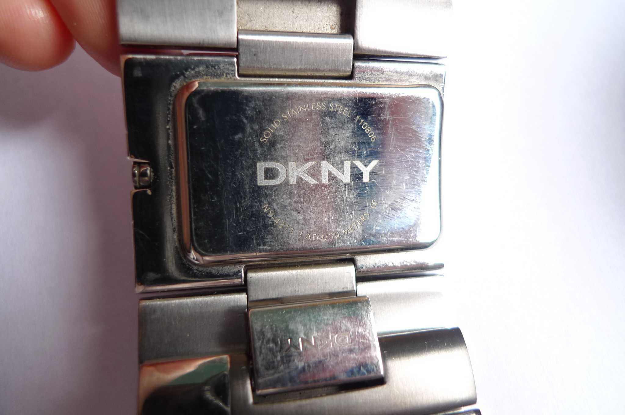 ceas bratara DKNY argintiu timp liber arta colectie