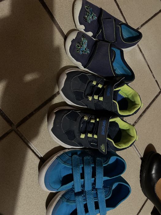 Маратонки и пантофки