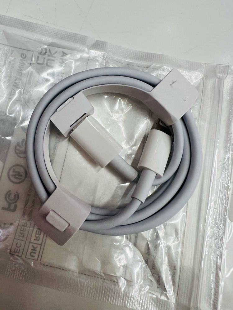 Cablu iphone nou