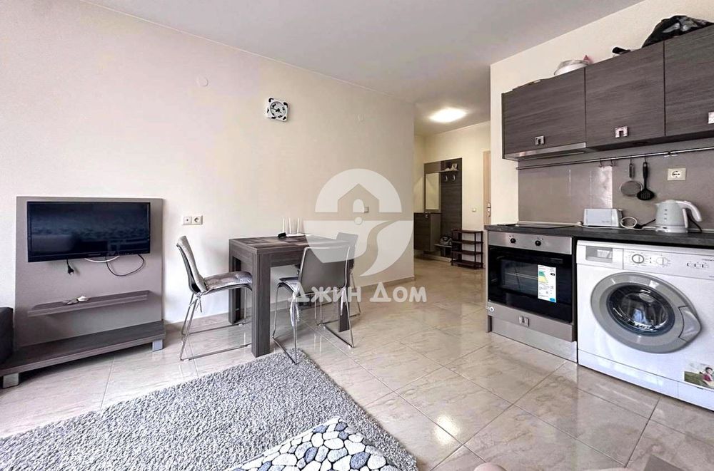 Продава се Двустаен апартамент в Свети Влас - 64 кв.м за 1594 €/кв.м - Снимка #3