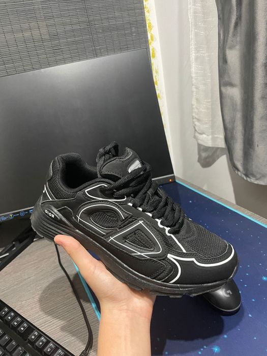 Vând adidași Dior B 30