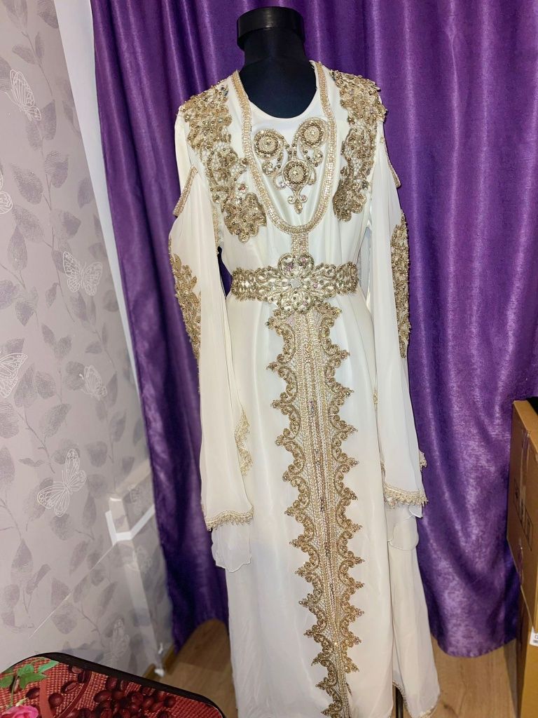 Rochie de gala ,superba ,făcută în Turcia pe comanda!