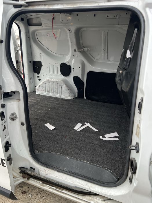 Dacia dokker an 2014 motor 1,5 dci 4000 euro bucara