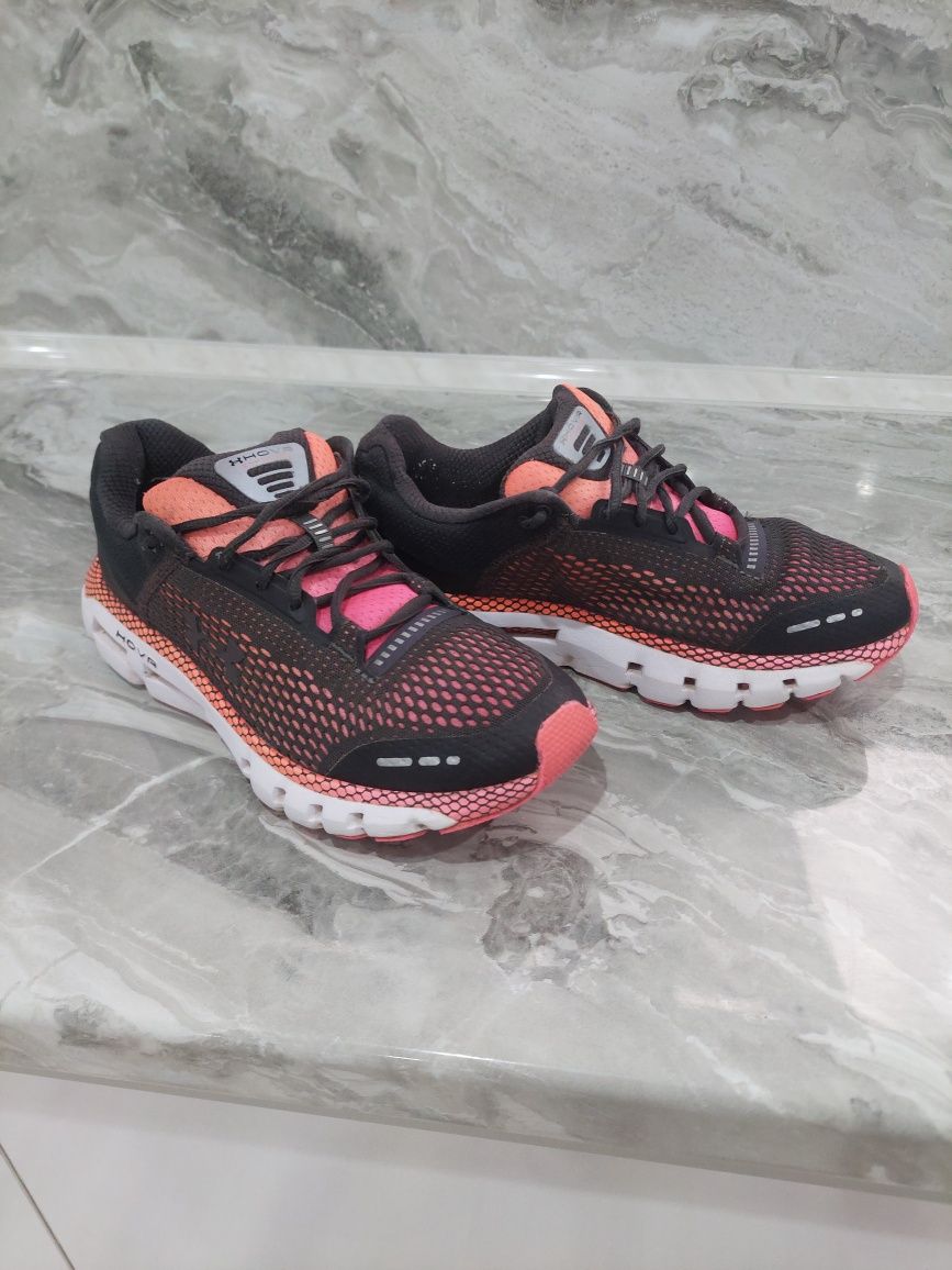Under armour hovr infinite bluetooth