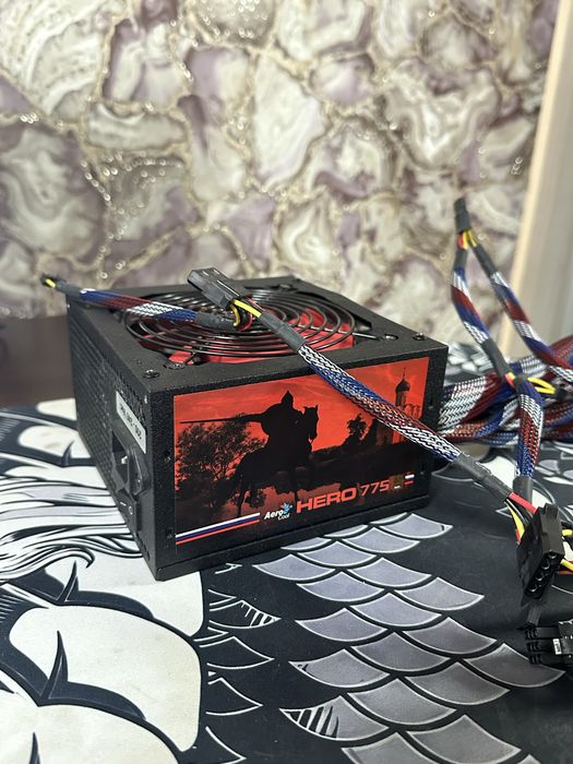 Блок питания AeroCool Hero 775W