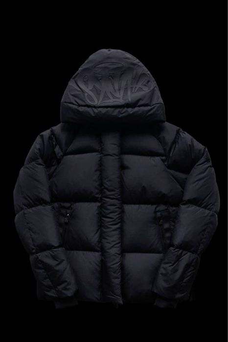 Продаю Syna World куртку пуховик