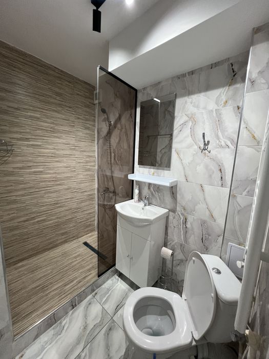 Apartament de închiriat 2 camere - Strada Minerilor, Bl. 9, etaj 2