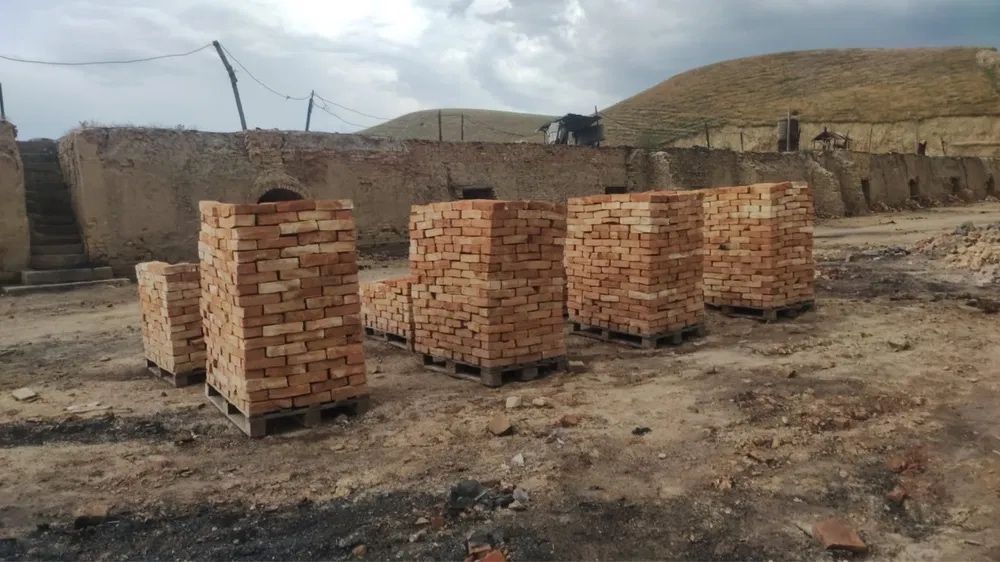 Продам оптом кирпичи