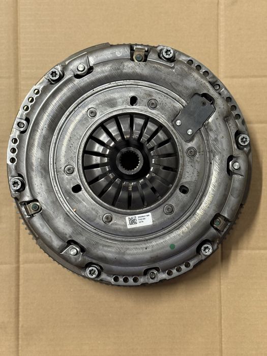 Kit ambreiaj cu volanta renault master 3 2.3 euro 6