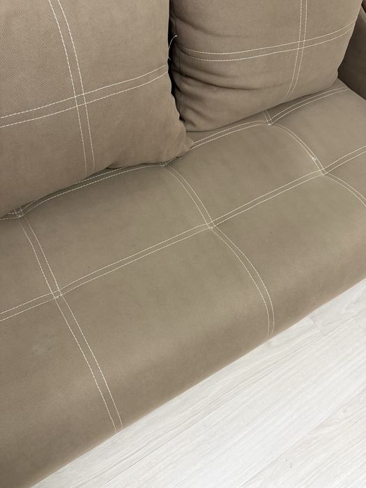 Продаю НОВЫЙ угловой диван