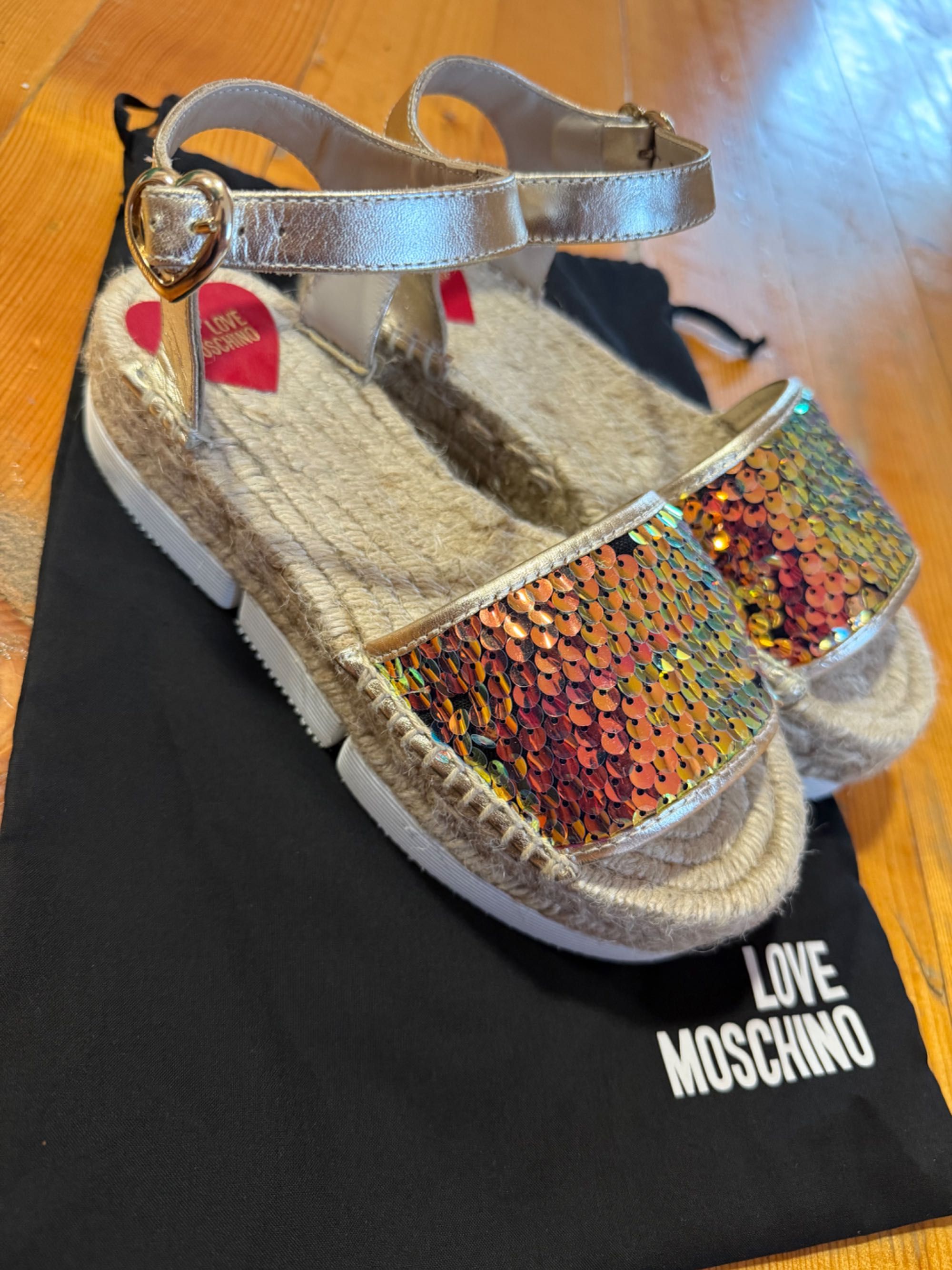 Сандалки Love moschino