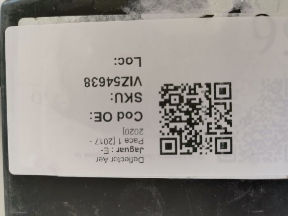 Ягуар Е-Пейс / Jaguar E-Pace Оригинален Дефлектор За Въздух В Добро Съ