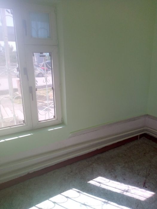 Uy sotiladi srochna maklermasman ozimizani kvartira ne jiloy