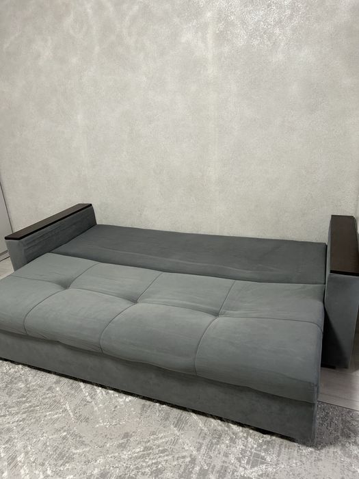 Диван в отличном состоянии