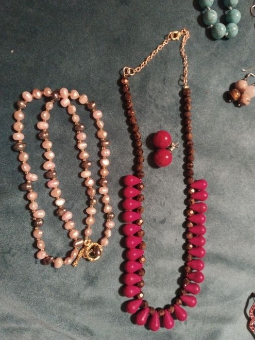 Пока (Ашекей) Маржан тас, коралл