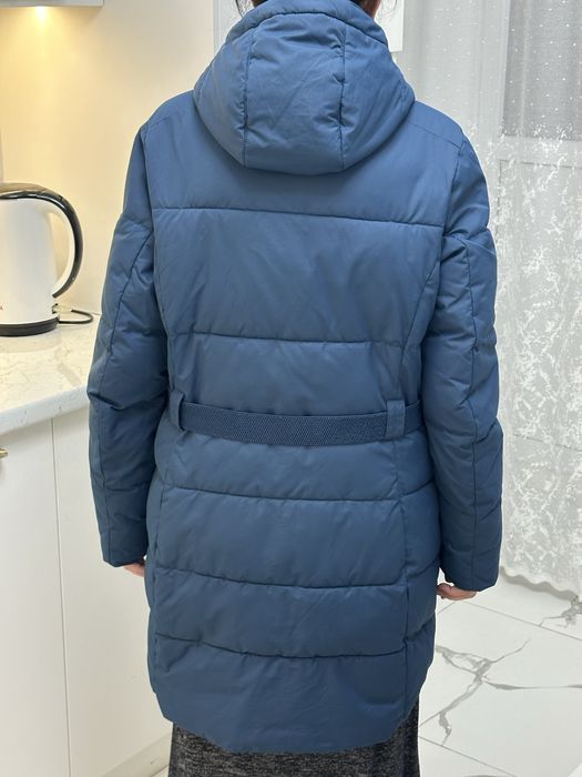 Продам зимнюю теплую куртку