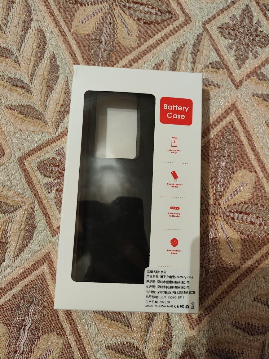 Продам новый чехол со встроенным power bank для poko f5