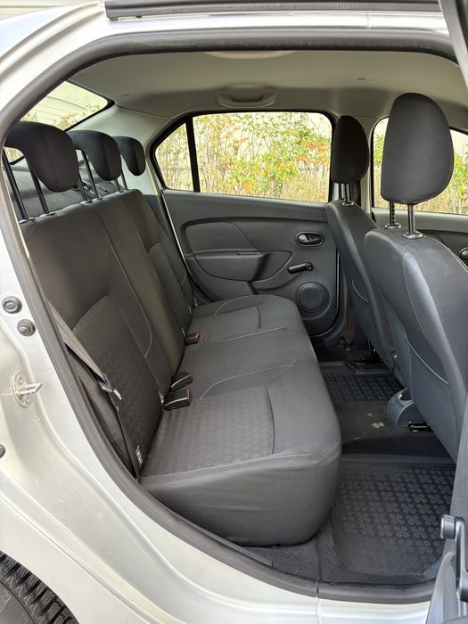 Dacia Logan 2014 1.2MPI Laureate Primul Propietar de Nouă