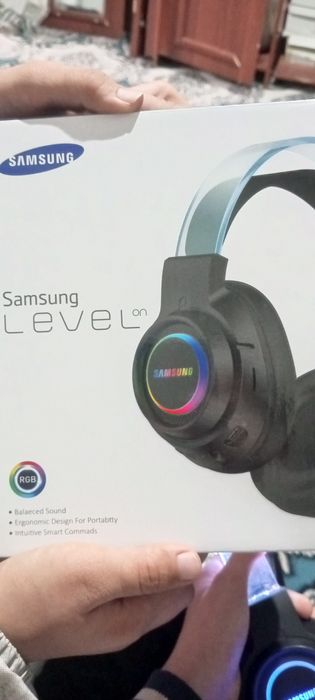 Продою Наушники оригинал самсунг