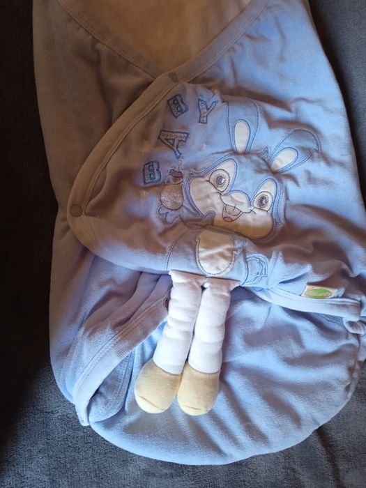 Конверт для новорожденного на клепках. Б.у. 70 см.