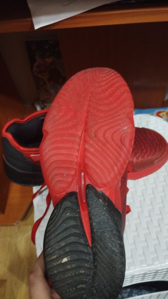 adidas Pantofi Sport D.O.N. Issue 4