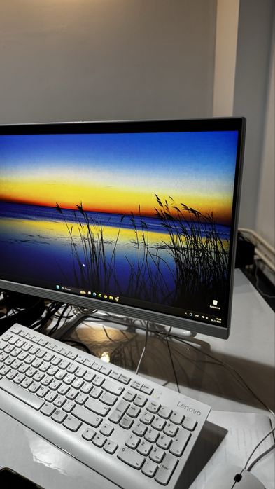 Моноблок Lenovo Ryzen