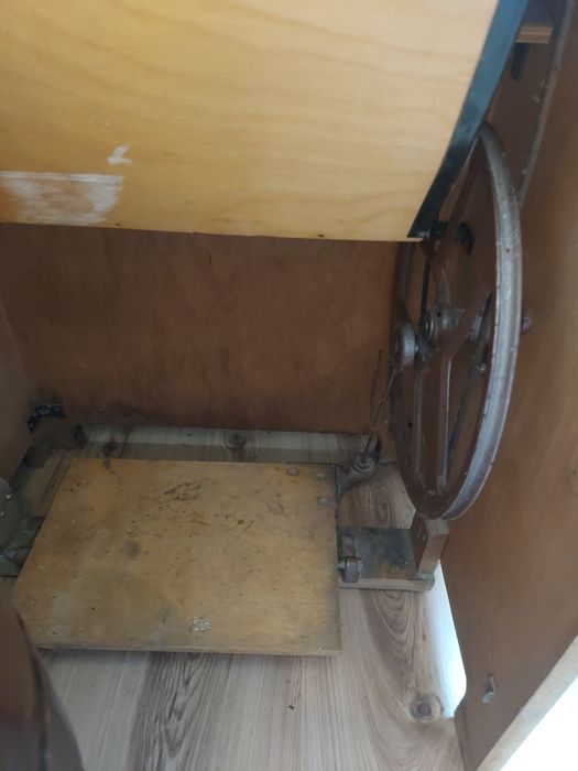 Руска крачна шевна машина Юнион, Union