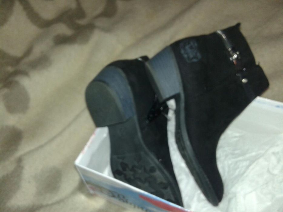 Ghete Disney Violetta