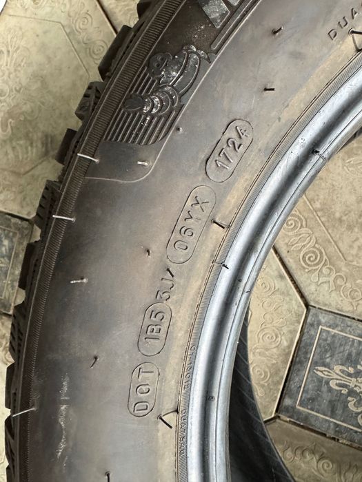 Зимние шины Michelin R18 235/55 с шипами