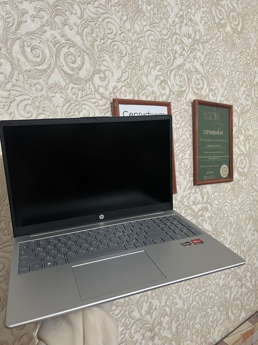 Ноутбук HP без ОС