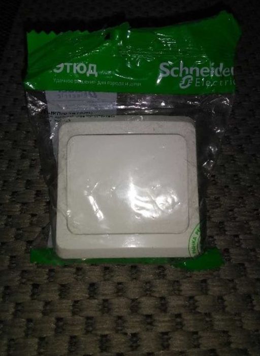 Продам выключатель Schneider Electric