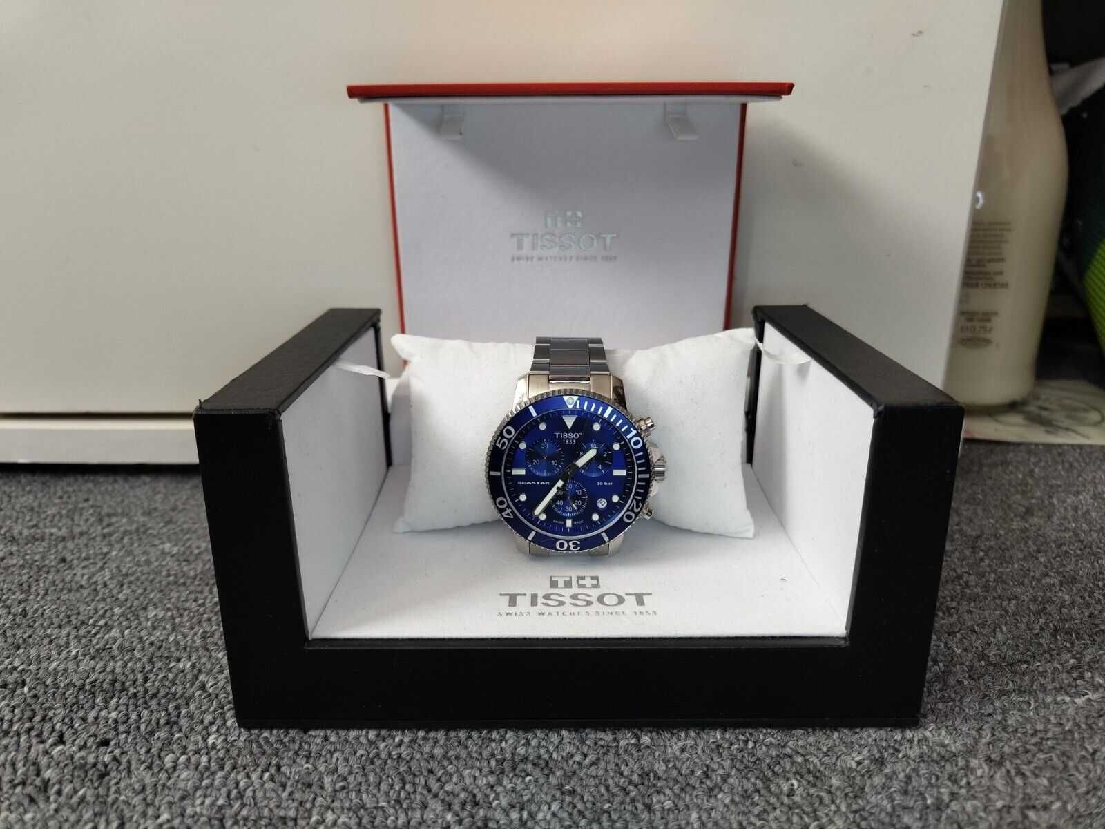 Продавам оригинален мъжки часовник TISSOT SEASTAR 1000 CHRONOGRAPH