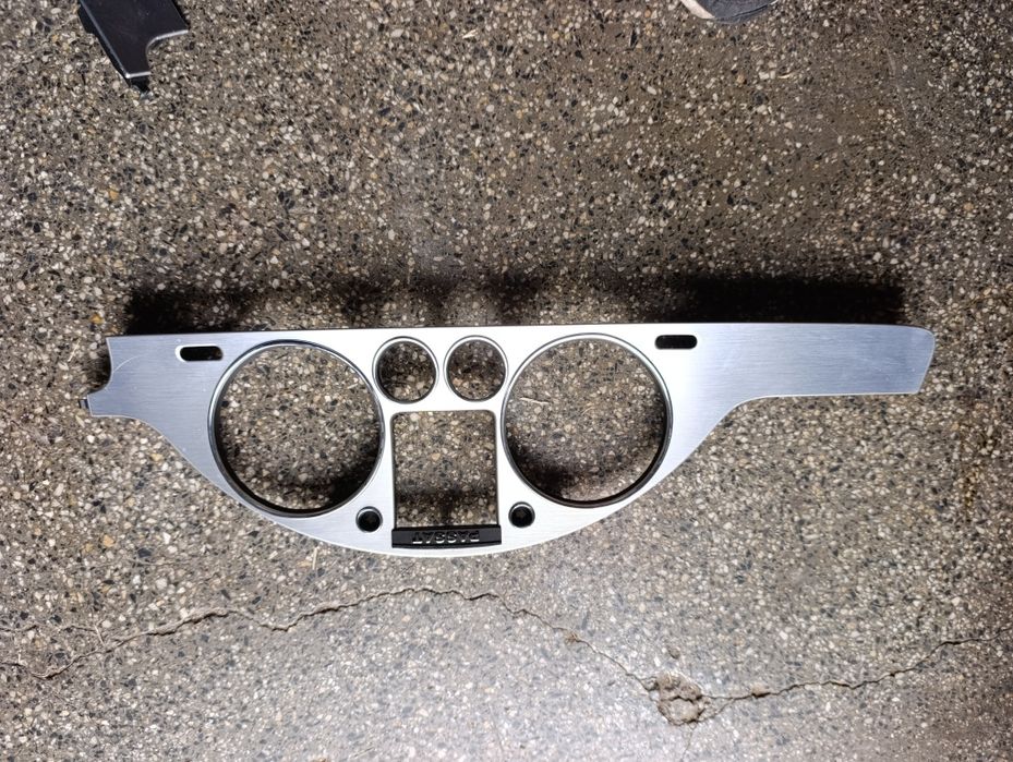 Фар и части за табло vw pasat