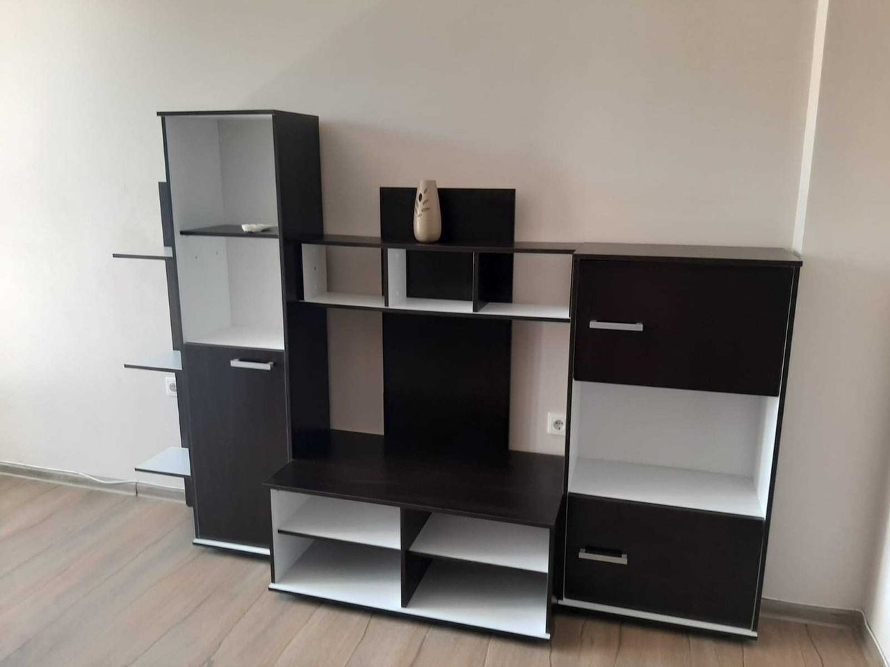 Продава се Двустаен апартамент в Пловдив, Кършияка - 70 кв.м за 1786 €/кв.м - Снимка #3