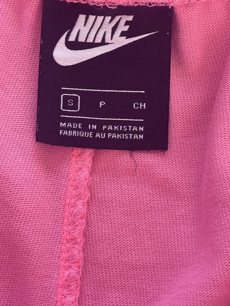 Дамски Памучни къси гащи Nike