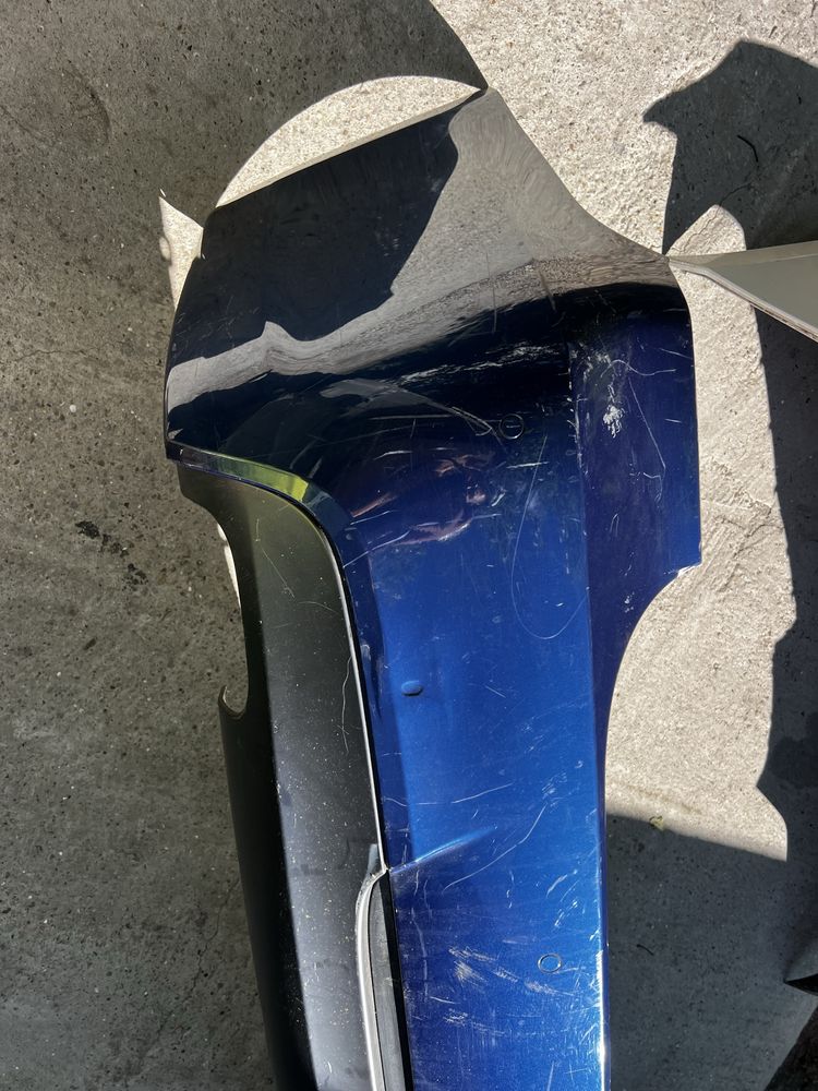 задна броня за BMW E90 с парктроници