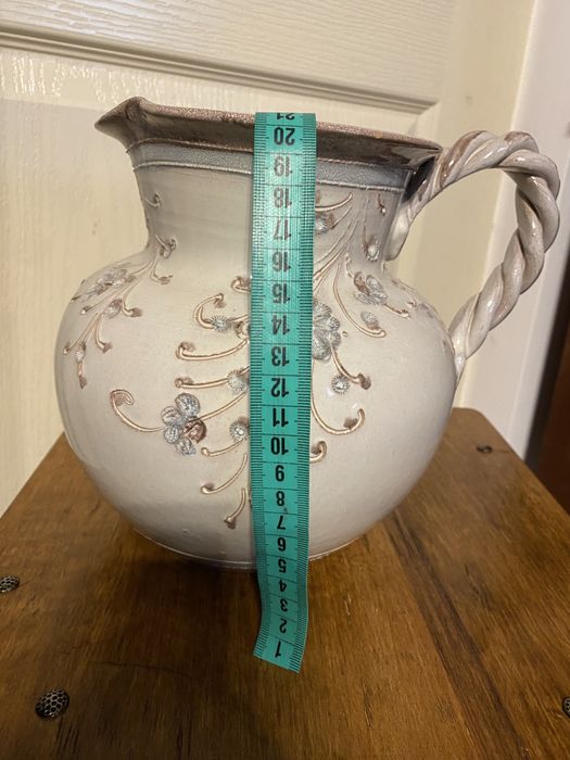 Ulcioare , carafe ceramică