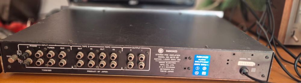 Preamplificator Nikko Beta 20