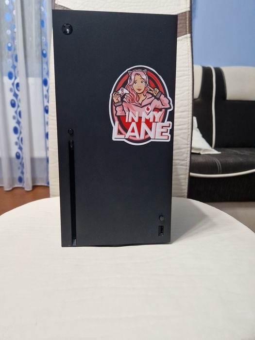 Vând Xbox seria X