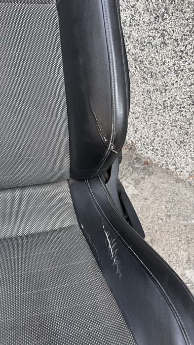 Седалки Recaro от Opel Corsa OPC