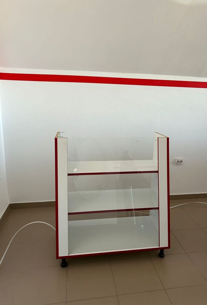 Vitrine expunere NOI