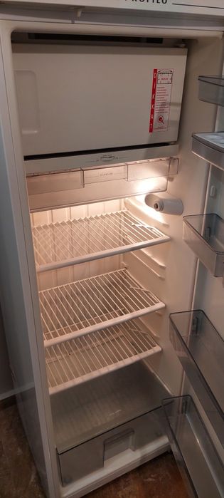 Отлично работещ хладилник