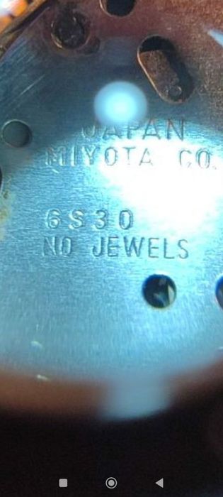 Улисс Нардан кварцевые хронограф