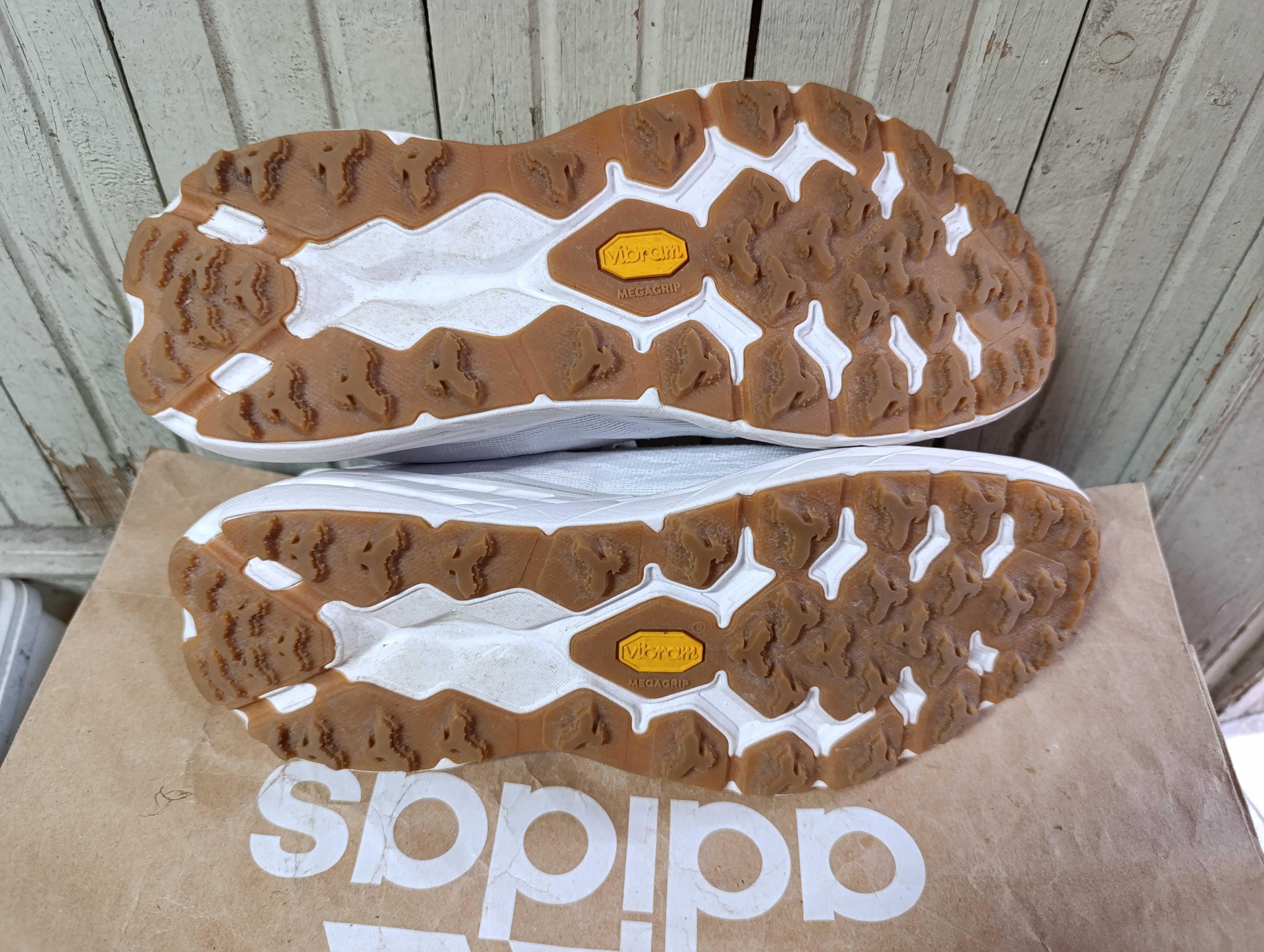 HOKA One One M Speedgoat 5''оригинални мъжки маратонки 43 номер